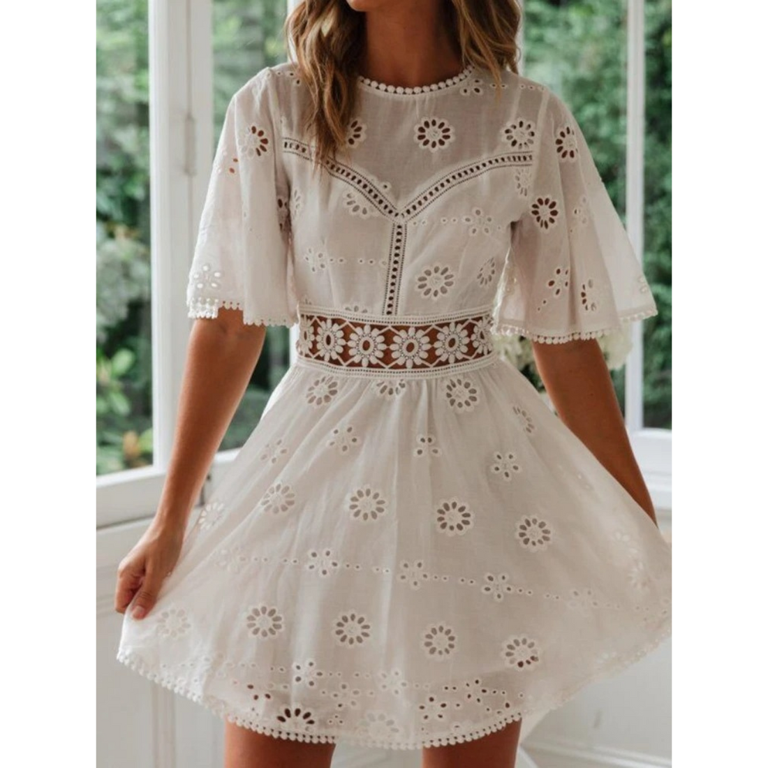 Elegant Summer Lace Dress – Lightweight, Breathable, and Perfect for Warm Weather