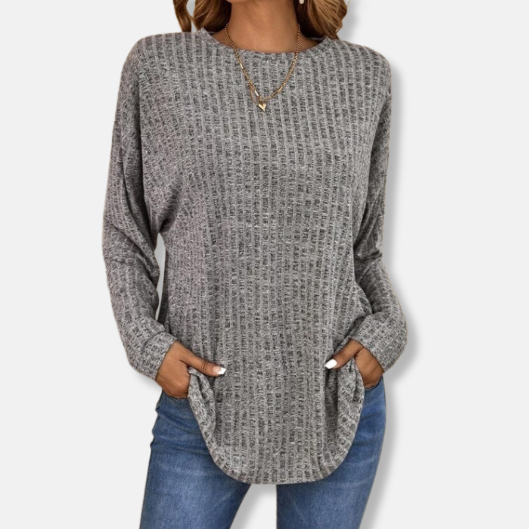 Women’s Pullover Top – Relaxed Fit – Ribbed Texture – Long Sleeve – Curved Hem