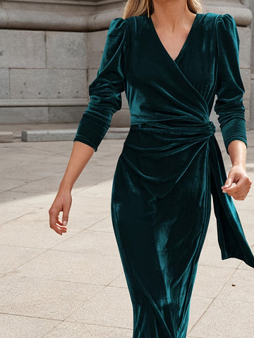 Women's Wrap Dress - Velvet - V-Neck - Long Sleeve - Elegant Tie Waist
