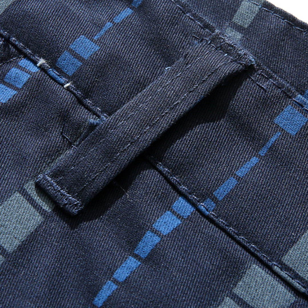 Casual pattern design shorts for men; breathable summer cotton blend, above-knee length, regular fit.