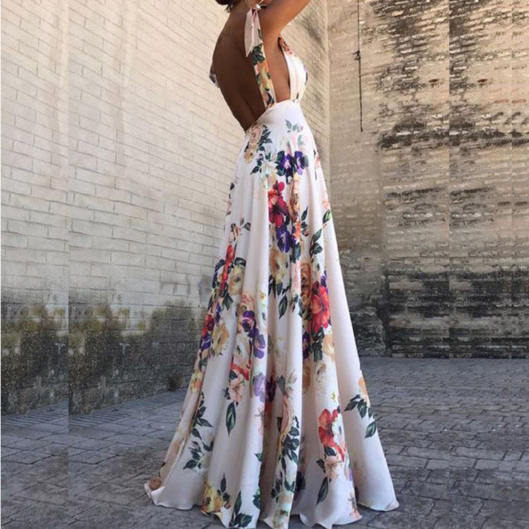 Women’s Maxi Dress – Floral Print – Sleeveless – Plunging Neckline – Open Back – Flowy Fit