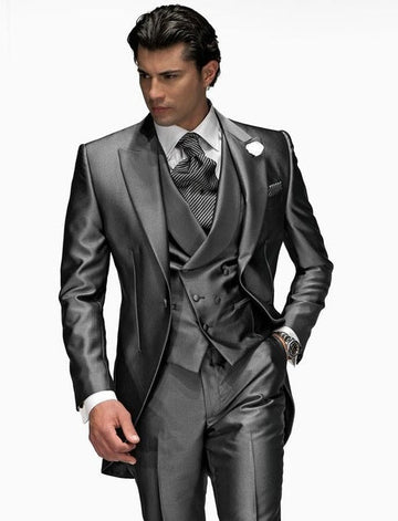 Men’s Three-Piece Suit – Tailored Fit – Notched Lapel – Formal Wool Blend Ensemble