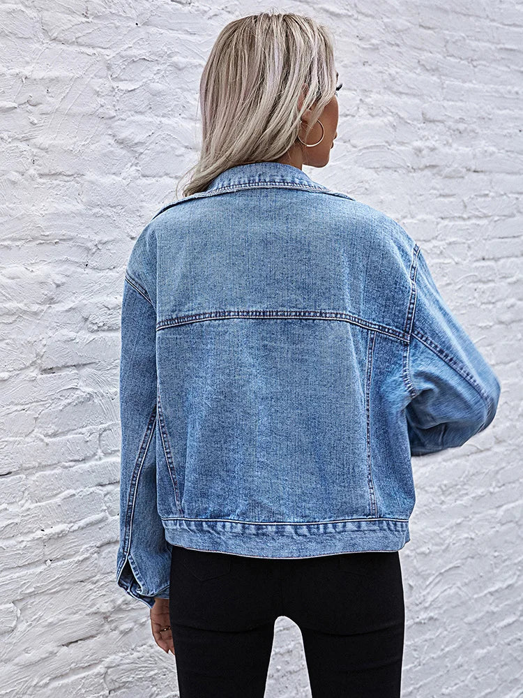 Women’s Denim Jacket – Relaxed Fit – Structured Silhouette – Button Front – Casual Layer
