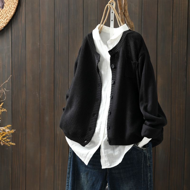 Button-down long sleeve cardigan for women in a cozy knit, perfect for layering and everyday style.