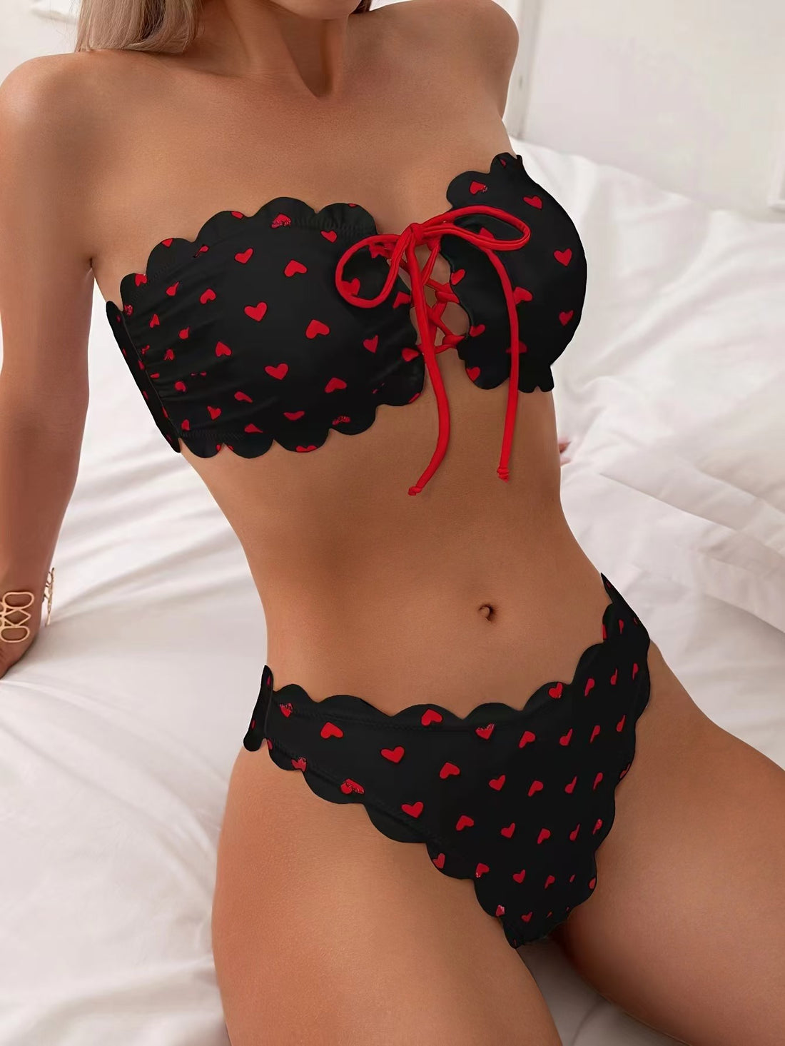 Chic strapless polkadot bikini set for women