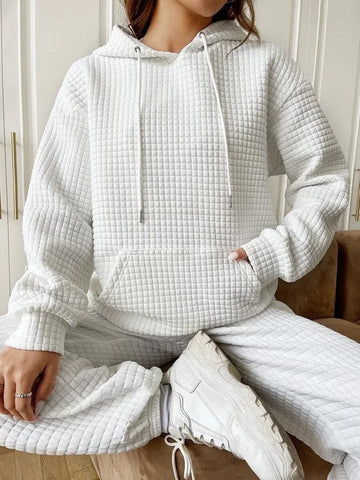 Women’s Quilted Hoodie – Relaxed Fit – Drawstring Hood – Ribbed Cuffs – Kangaroo Pocket