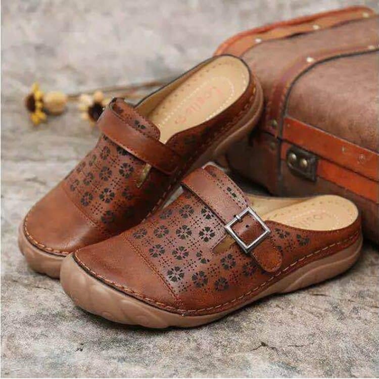 Women's Leather Clogs Wide Fit Lightweight Slip-On Shoes