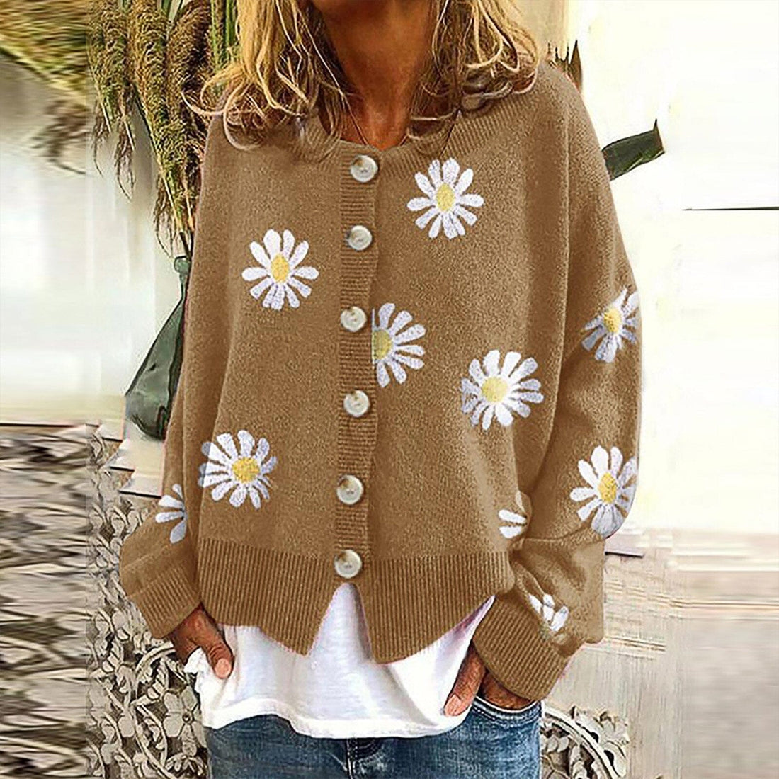 Women's Cardigan - Knitted Button-Up - Relaxed Fit - Floral Pattern - Long Sleeve
