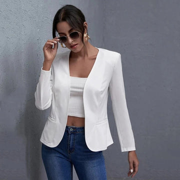 Women’s Blazer – Tailored Fit – Minimalist Style – Structured Design