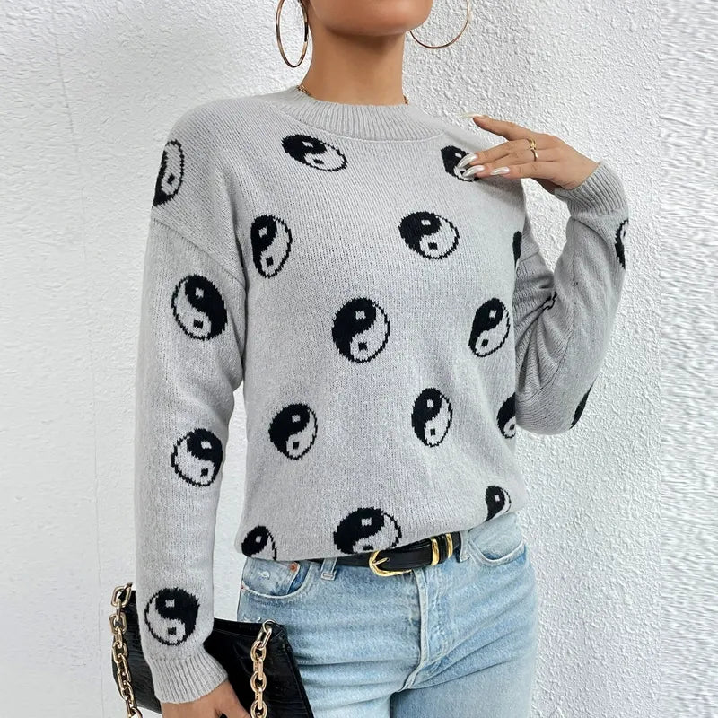 Women’s Pullover Sweatshirt – Jacquard Knit – Relaxed Fit – Crew Neck – Mushroom Print