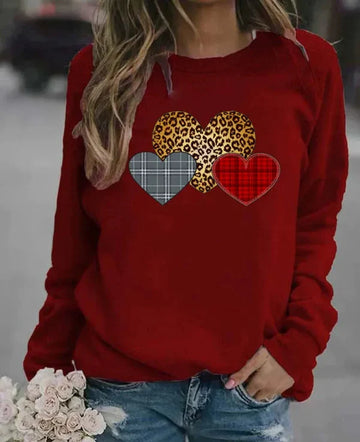 Women’s Sweatshirt – Loose Fit – Soft Cotton Feel – Graphic Heart Print – Long Sleeve