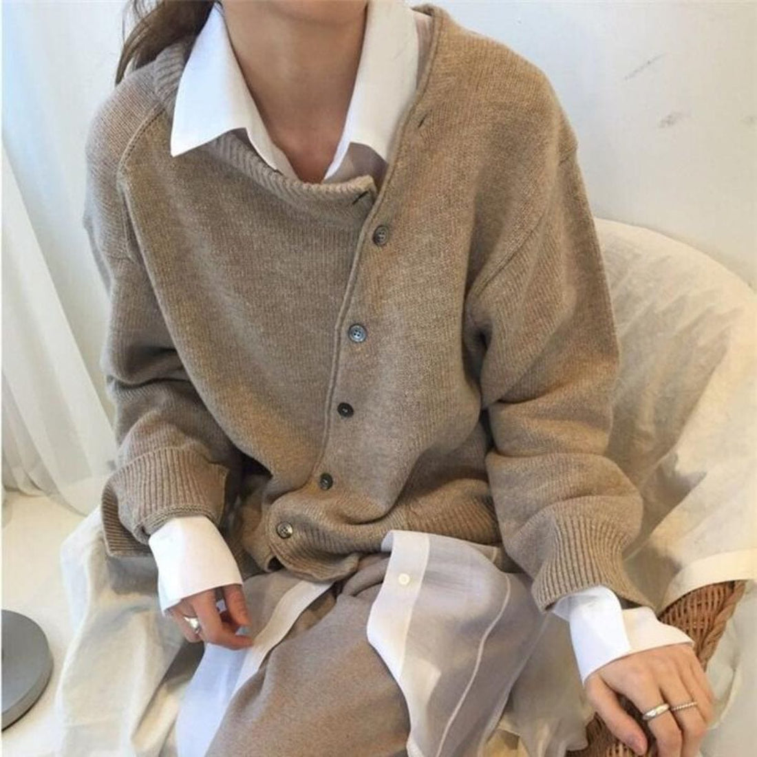 Women's Knitted Cardigan - Soft Cashmere Wool Blend - Oversized Fit - Button-Up Layering