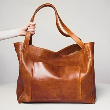 Women’s Oversized Tote Bag – Leather – Minimalist Design – Shoulder Carry – Spacious