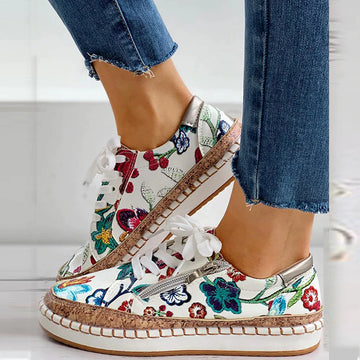 Floral Embroidery Breathable Women's Slip-On Shoes - Lightweight All-Season Footwear