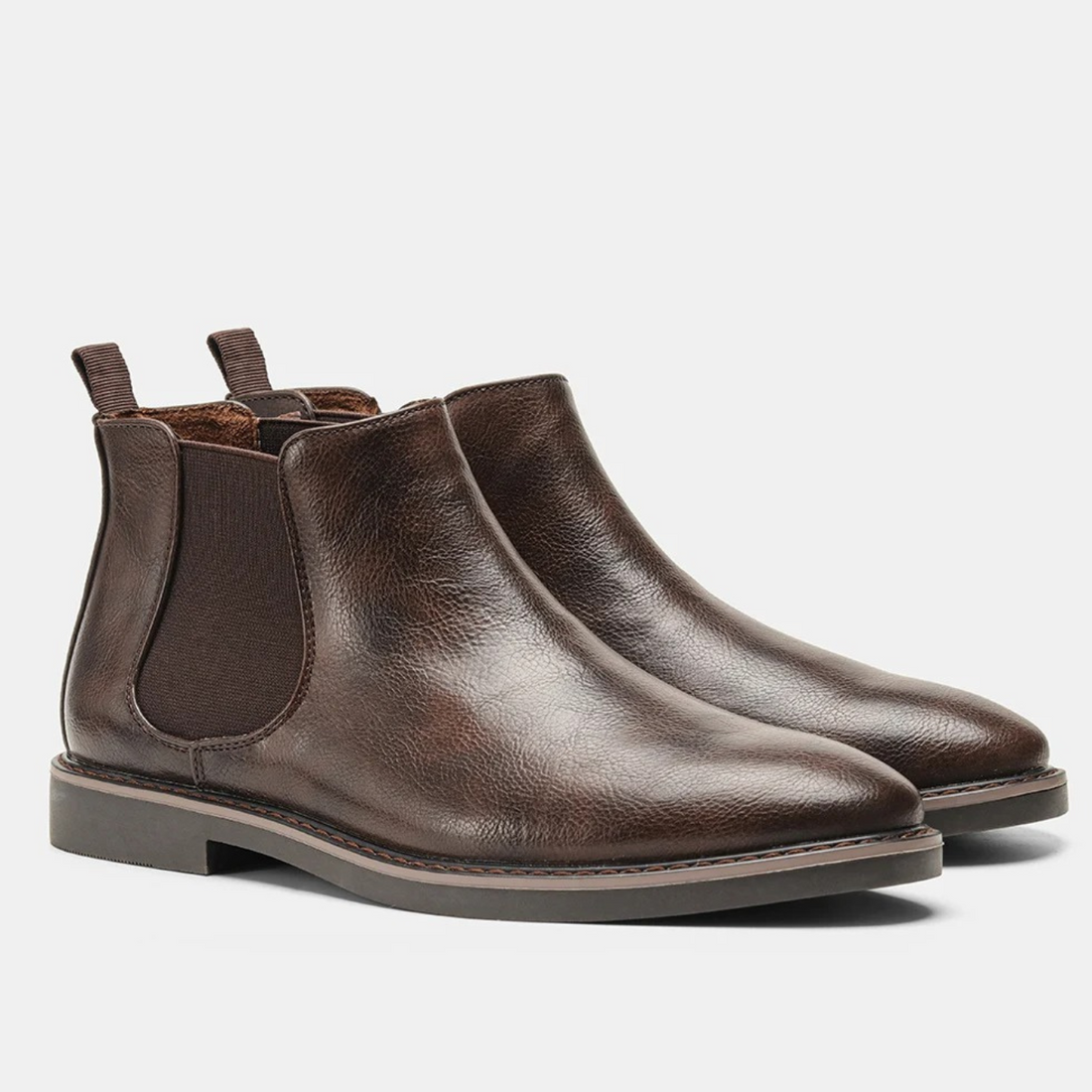 Elegant chelsea boots for men