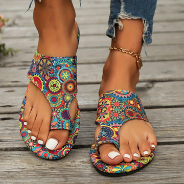 Stylish floral flip flops for women