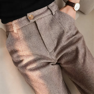 Sleek tailored trousers for men