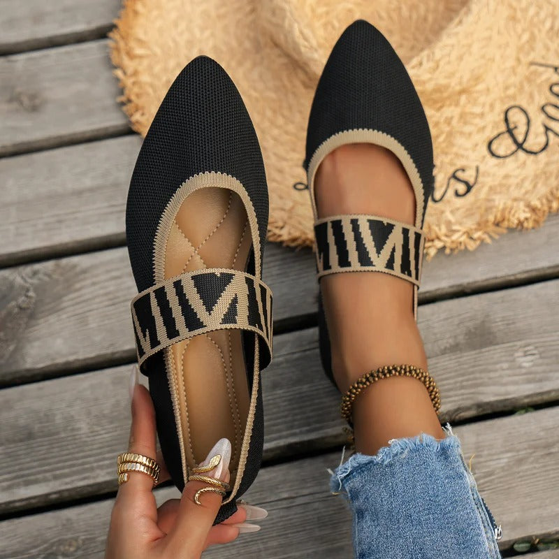 Pointed toe flats for women