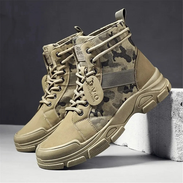 Camouflage pattern boots for men