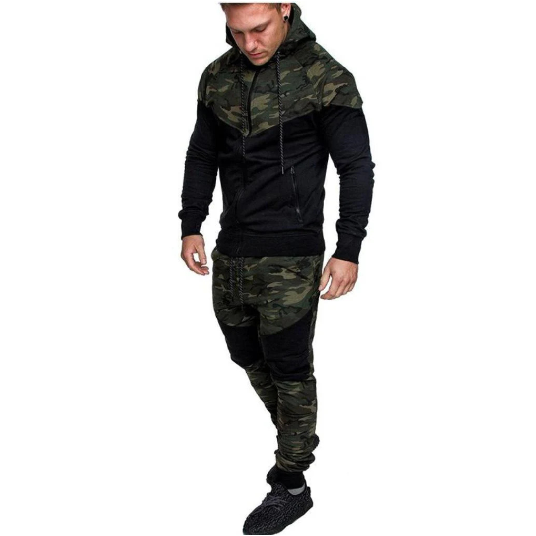 Camouflage hoodie two-piece tracksuit for men