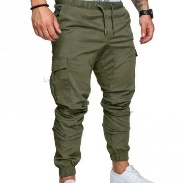 Sporty cargo trousers with pockets for men