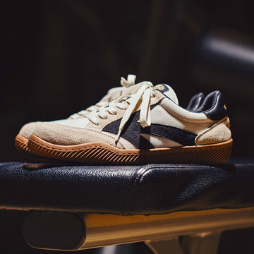 Classic casual sneakers for men