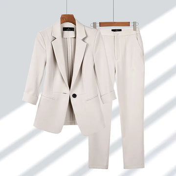 Women's Tailored Suit - Single-Breasted Blazer & Trousers - Notched Lapels - Business Wear