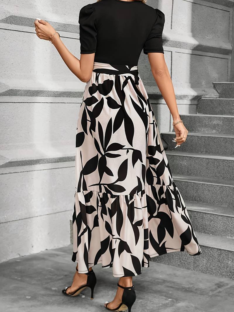 Women's Dress - Floral Print - Round Neck - Short Sleeve - Tiered Skirt - Waist Tie