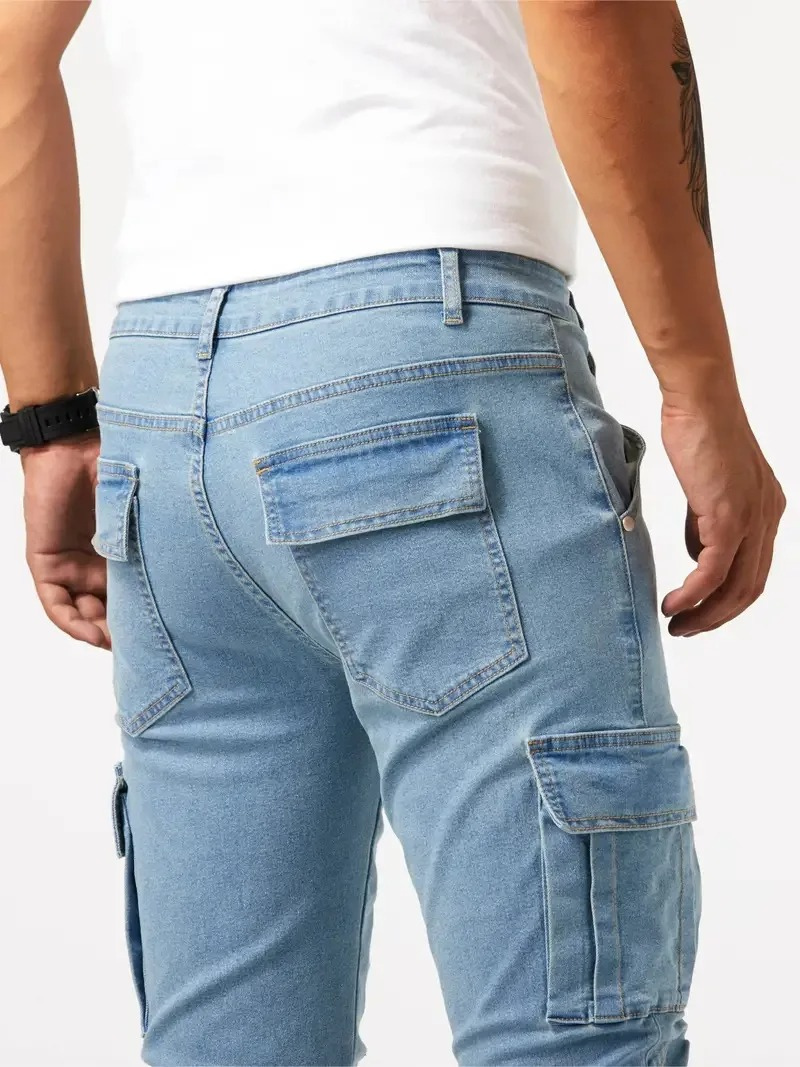 Fashionable slim fit cargo jeans with pockets for men