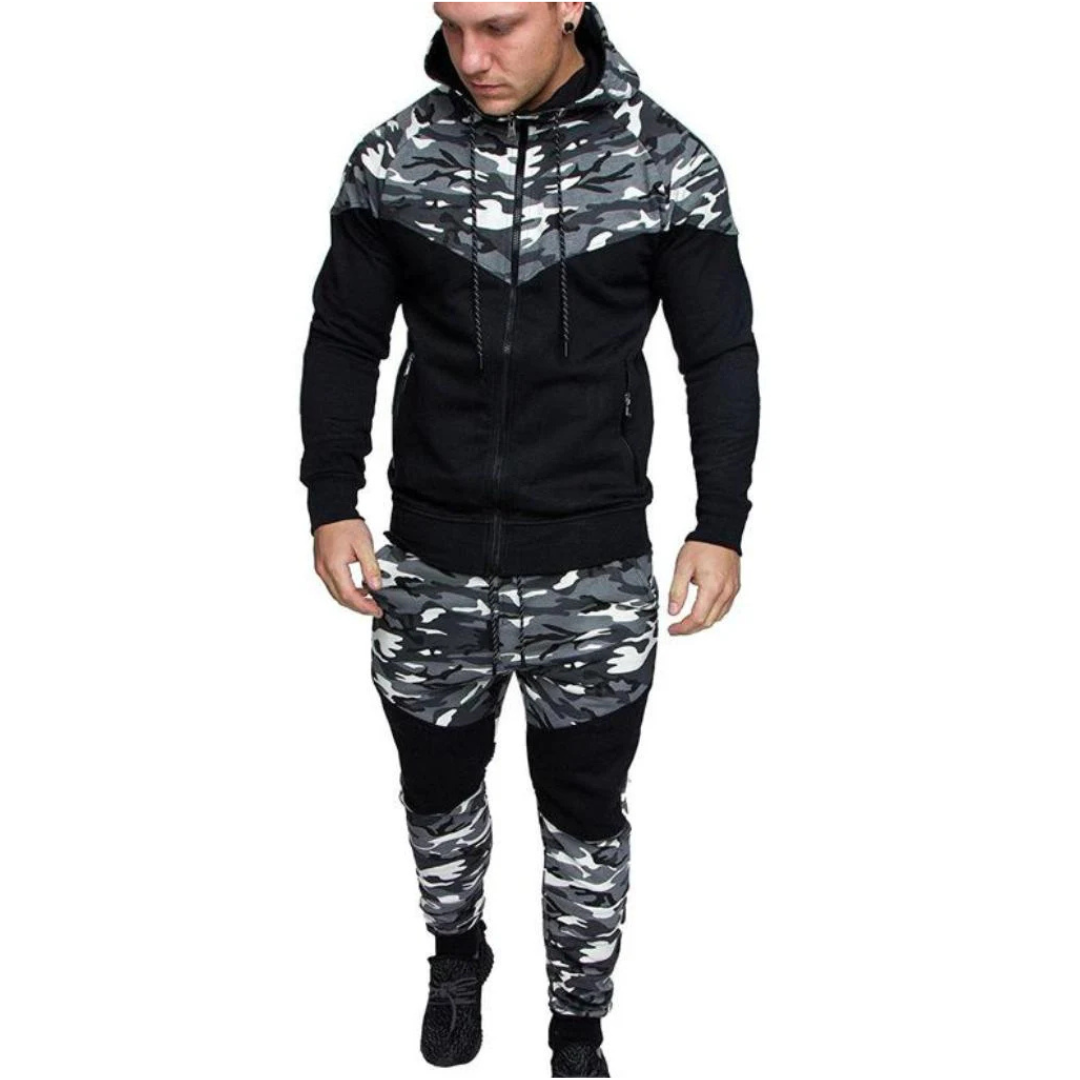 Camouflage hoodie two-piece tracksuit for men