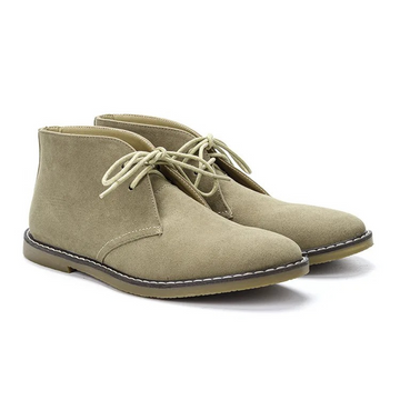 Stylish lace-up suede chukka boots for men