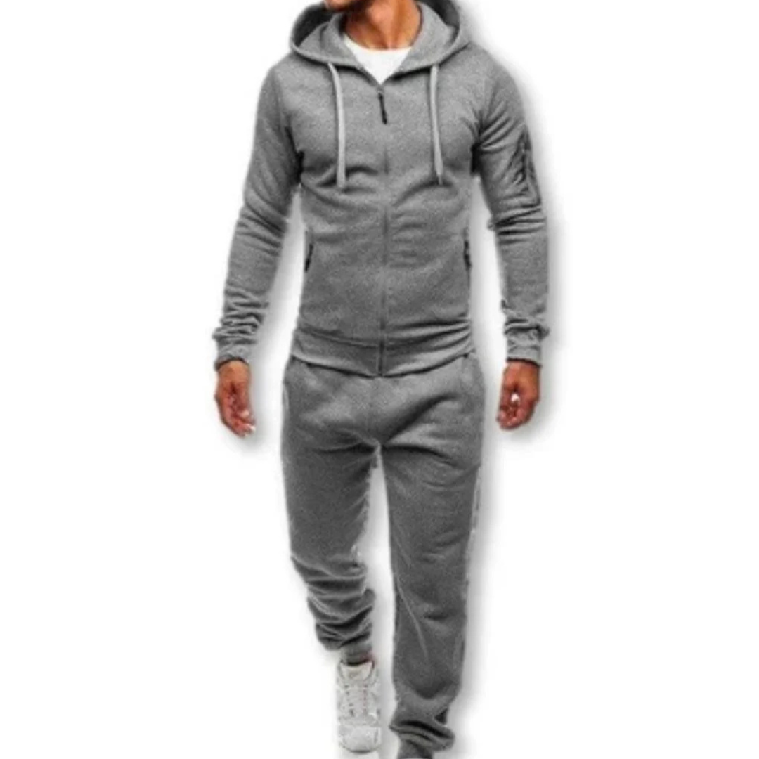 Two-piece hooded tracksuit for men