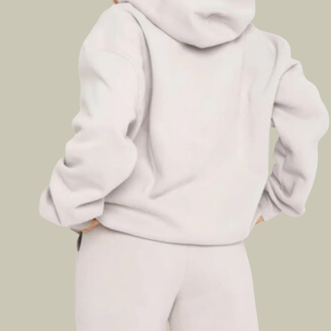 Pull-over hoodie tracksuit set for women