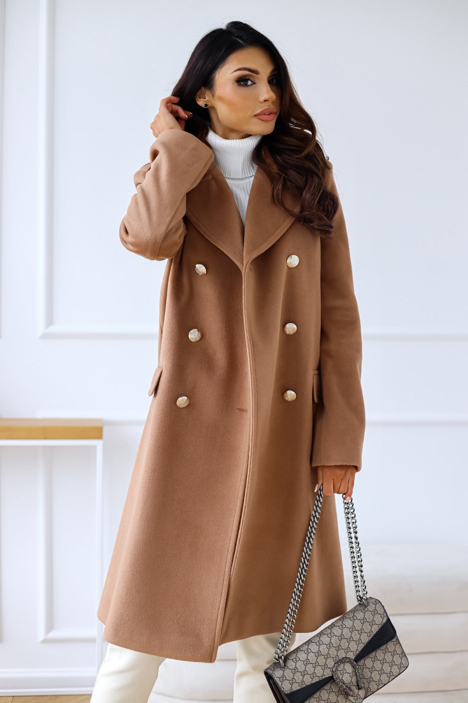 Women’s Long Coat – Wool Blend – Relaxed Fit – Double-Breasted – Draped Silhouette