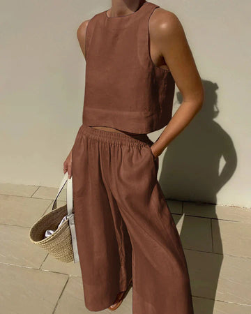 Linen sleeveless top and pants suit for women