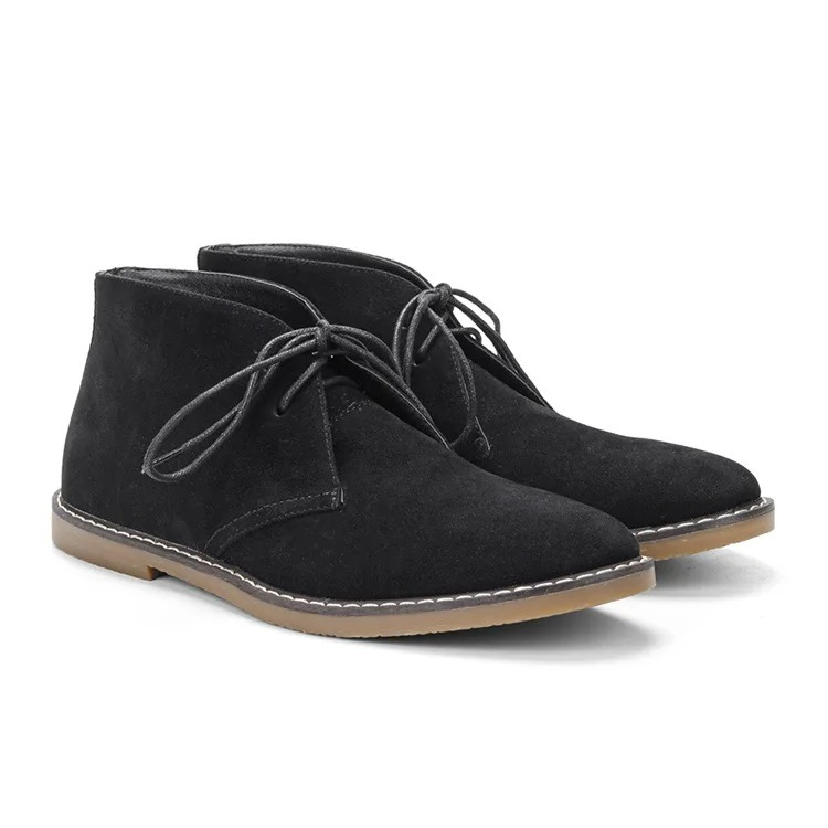 Stylish lace-up suede chukka boots for men