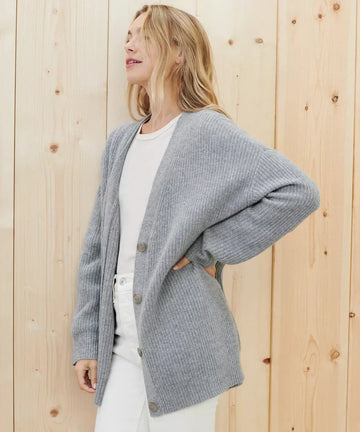 Long button fromt cardigan for women