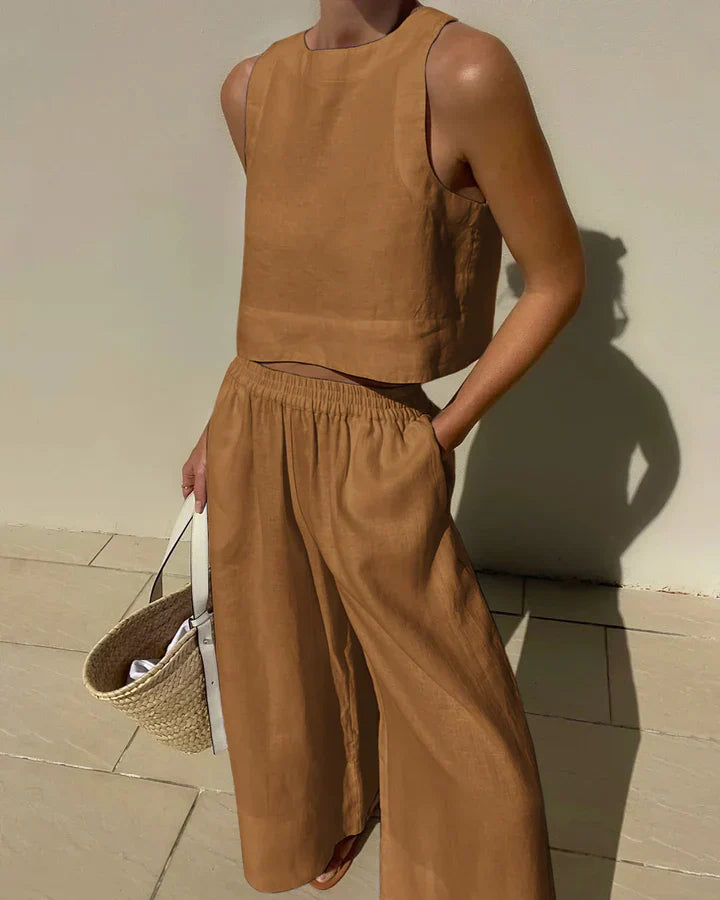 Linen sleeveless top and pants suit for women