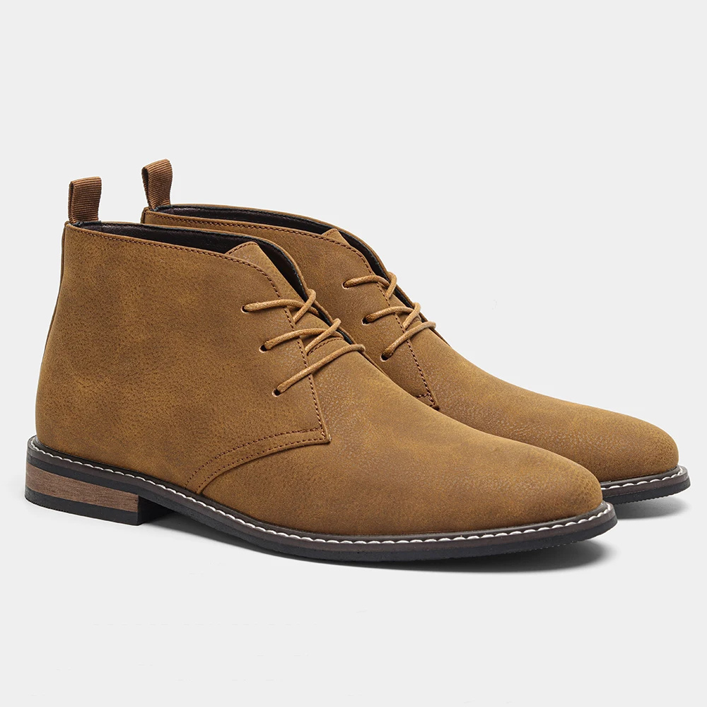 Lace-up brown leather chukka boots for men