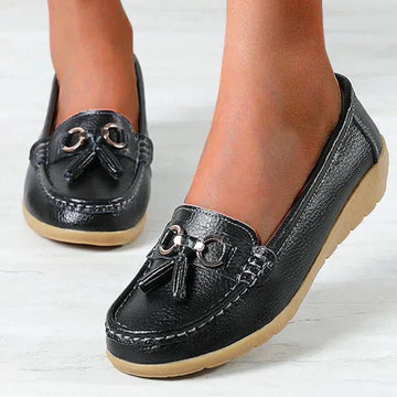 Elegant moccasins for for women