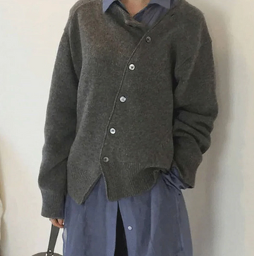 Elegant button-front cardigan