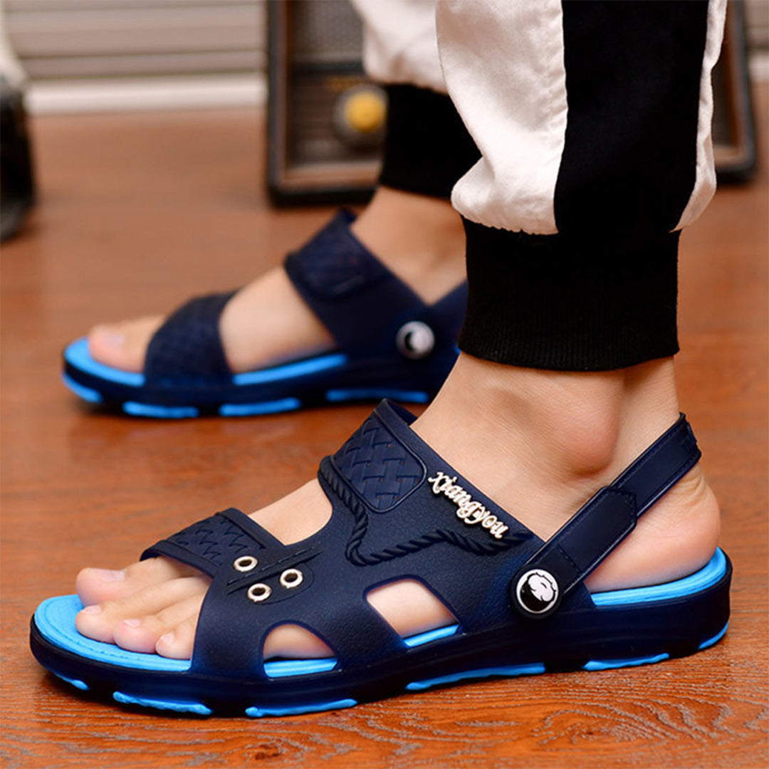 Non-slip hole sandals for men