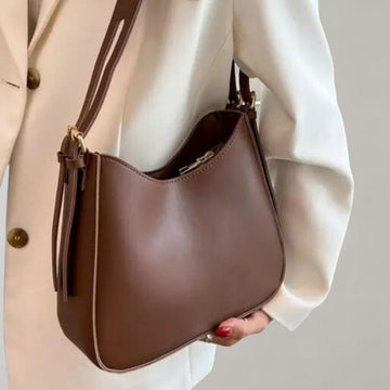Women’s Crossbody Bag – Structured Design – Smooth Finish – Adjustable Strap – Gold Accents