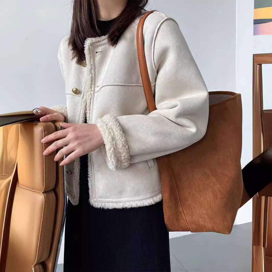 Women’s Jacket – Boxy Fit – Suede Look – Sherpa Lined – Metal Button Closure