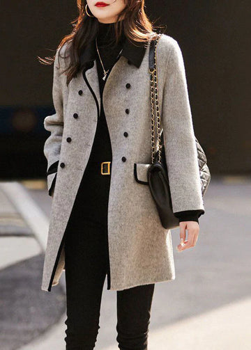 Women’s Wool Coat – Relaxed Fit – Double-Breasted – Notched Collar – Mid-Thigh Length
