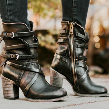 Chic boots for women