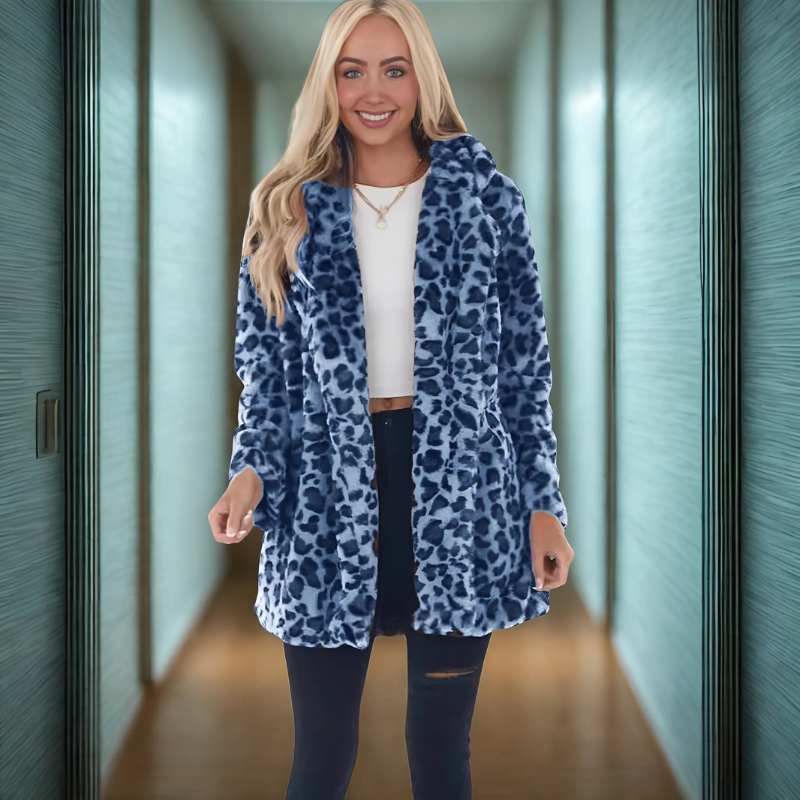 Women’s Coat – Relaxed Fit – Plush Texture – Open Front – Bold Print – Mid-Thigh