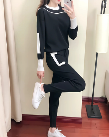 Women’s Knitted Two-Piece Set – Relaxed Fit – Mock Neck Top – Drawstring Pants – Ribbed Cuffs