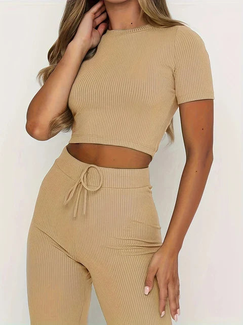 Solid color crop outfit set for women