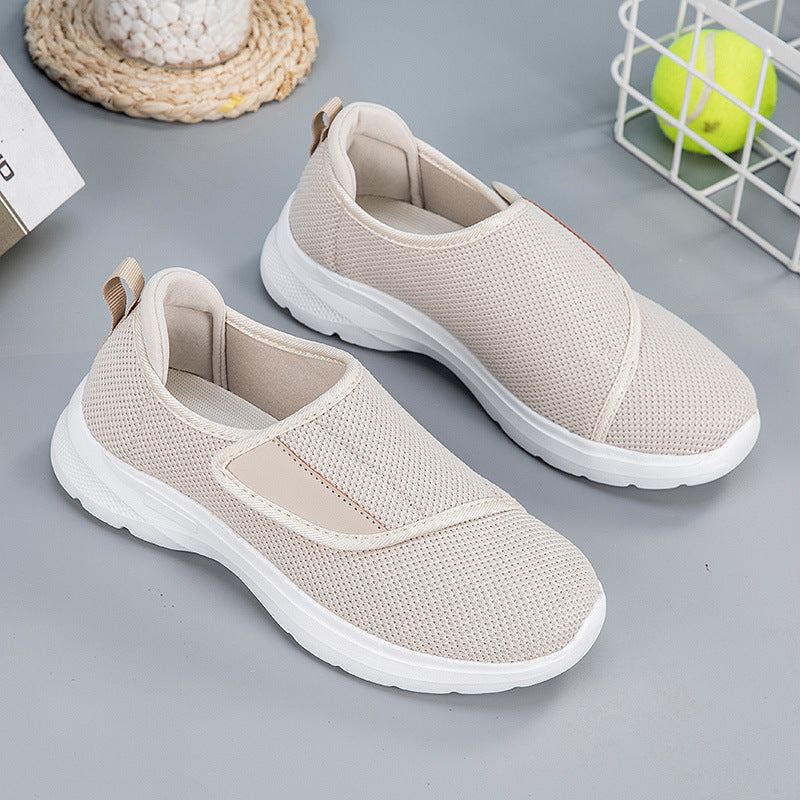 Wide slip-on adjustable walking shoes for men